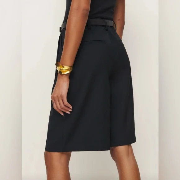 New Reformation Drew Low Rise Short - Picture 4 of 11